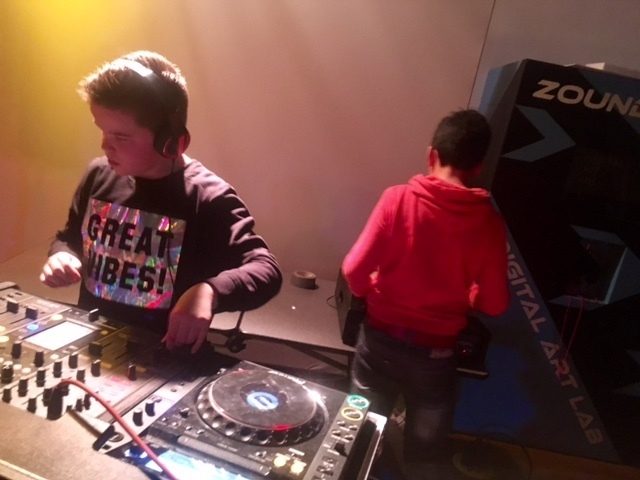 Dj Mgh